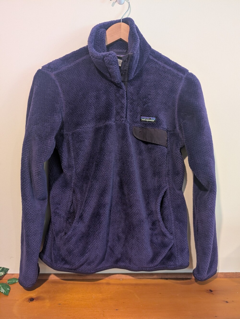 Patagonia Womens M Re-Tool Snap-T Fleece Pullover Purple High Pile Snap Neck